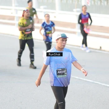 Runner Photo 6827712