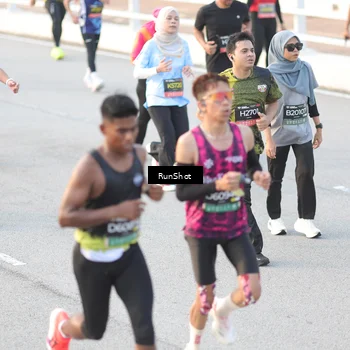Runner Photo 6827723