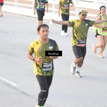 Runner Photo 6827724