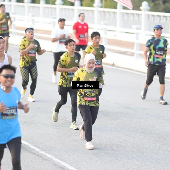 Runner Photo 6827740