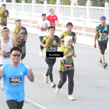 Runner Photo 6827742