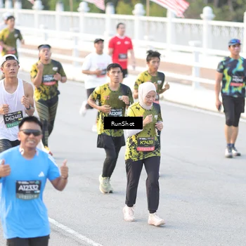 Runner Photo 6827743