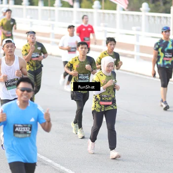 Runner Photo 6827744