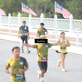Runner Photo 6827748