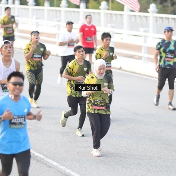 Runner Photo 6827750