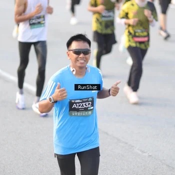 Runner Photo 6827754