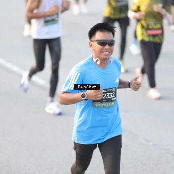 Runner Photo 6827757