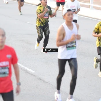 Runner Photo 6827771