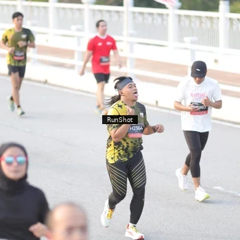 Runner Photo 6827773