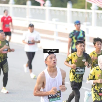 Runner Photo 6827774
