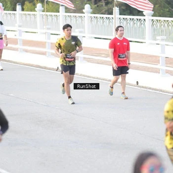 Runner Photo 6827782