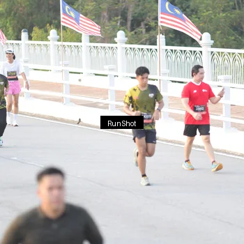 Runner Photo 6827789