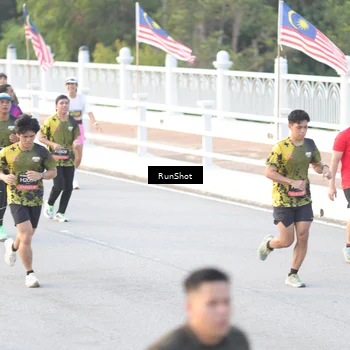 Runner Photo 6827797
