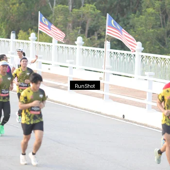 Runner Photo 6827808