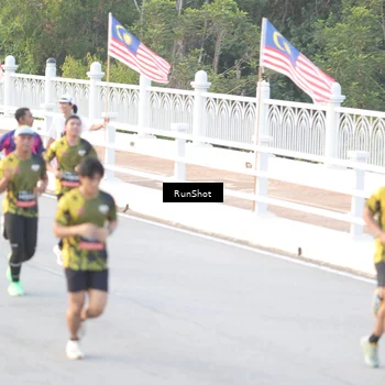 Runner Photo 6827810