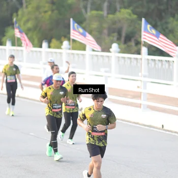 Runner Photo 6827813