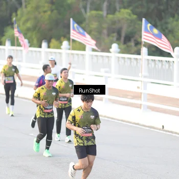 Runner Photo 6827814