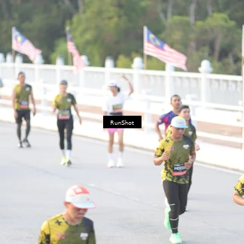 Runner Photo 6827823