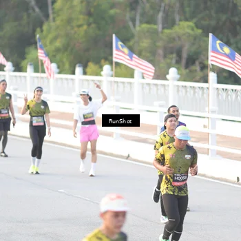 Runner Photo 6827827