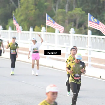 Runner Photo 6827830