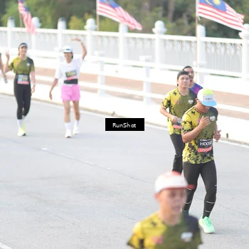 Runner Photo 6827834