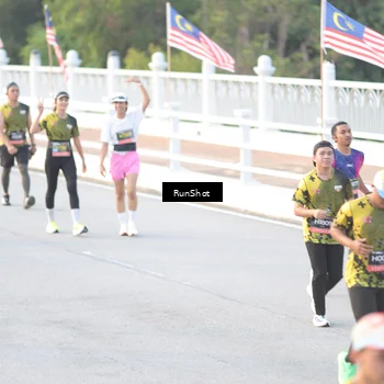 Runner Photo 6827842