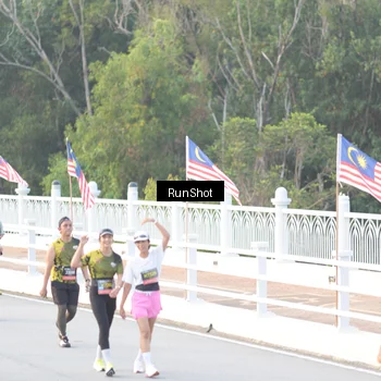 Runner Photo 6827843