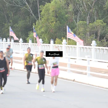 Runner Photo 6827847