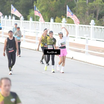 Runner Photo 6827853