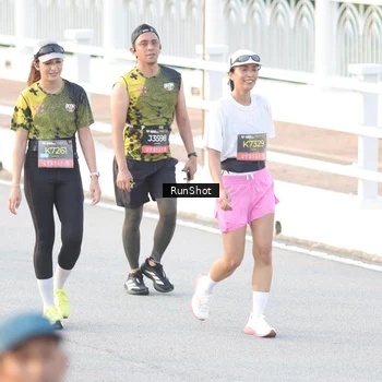 Runner Photo 6827859