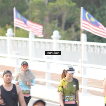 Runner Photo 6827870