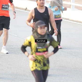 Runner Photo 6827875
