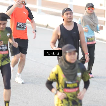 Runner Photo 6827877