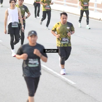 Runner Photo 6827886
