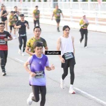 Runner Photo 6827908