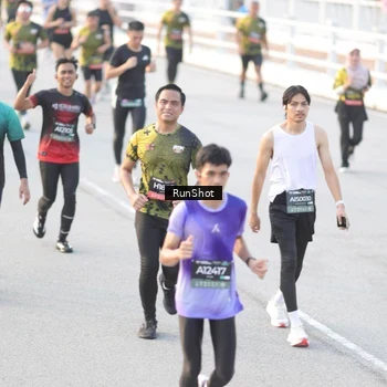 Runner Photo 6827916