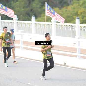 Runner Photo 6827929