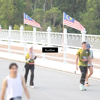 Runner Photo 6827935
