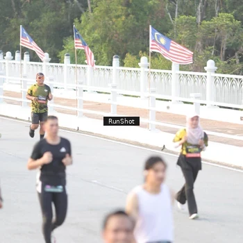 Runner Photo 6827937