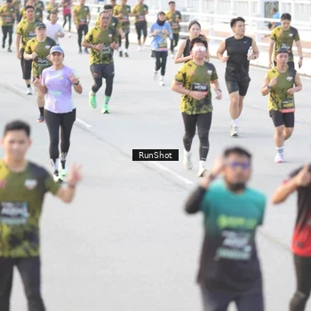 Runner Photo 6827943