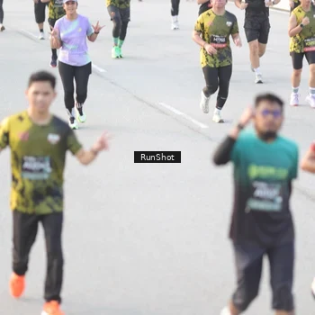 Runner Photo 6827946
