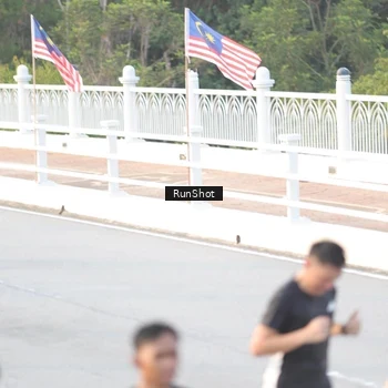 Runner Photo 6827959