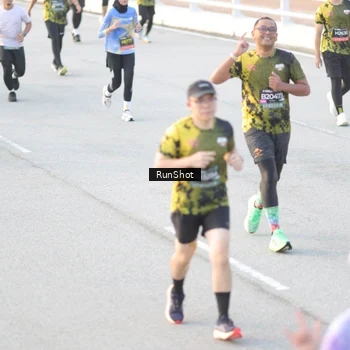 Runner Photo 6827966
