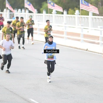 Runner Photo 6827982