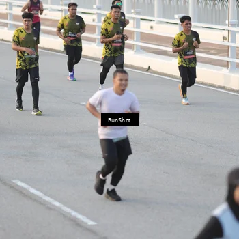 Runner Photo 6827984