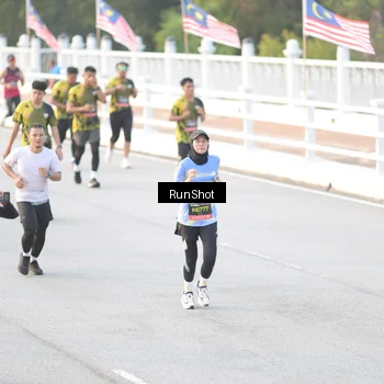 Runner Photo 6827985