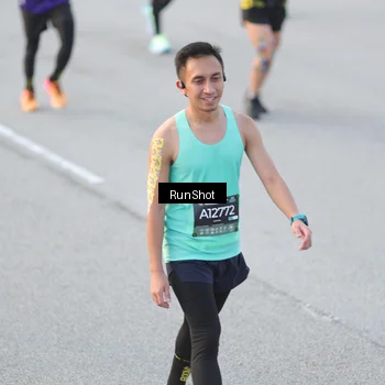 Runner Photo 6827990