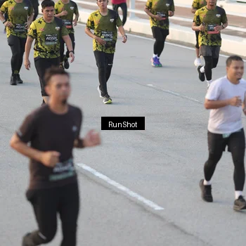 Runner Photo 6827992