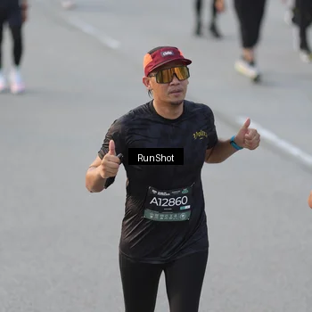 Runner Photo 6828000