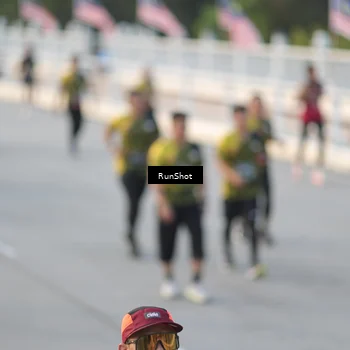 Runner Photo 6828004